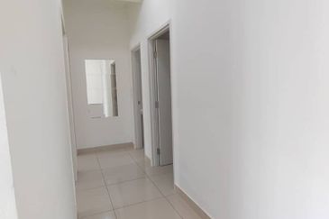 Meridin Bayvue Apartment