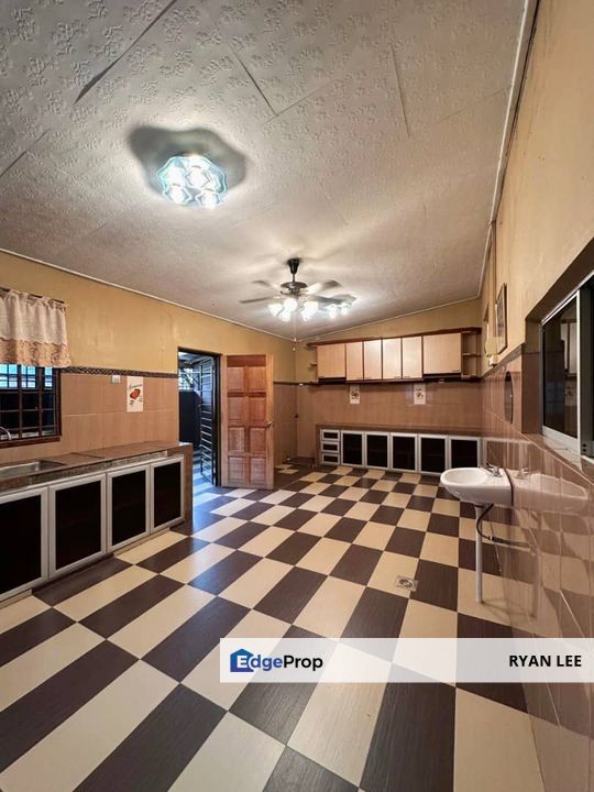 Taman Impian Jaya , Seelong , Senai, Johor, Senai