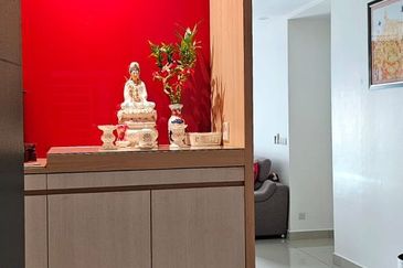 Meridin Bayvue Apartment