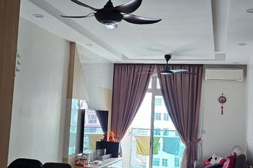 Meridin Bayvue Apartment