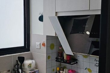 Meridin Bayvue Apartment