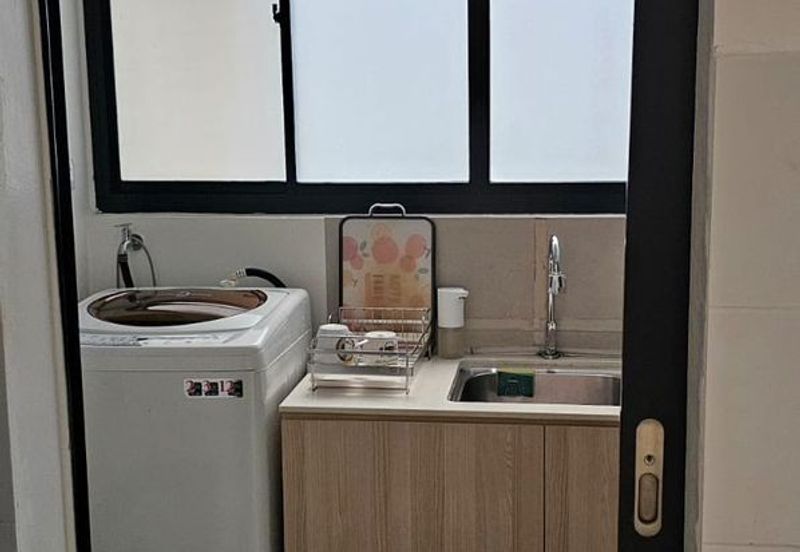 Meridin Bayvue Apartment