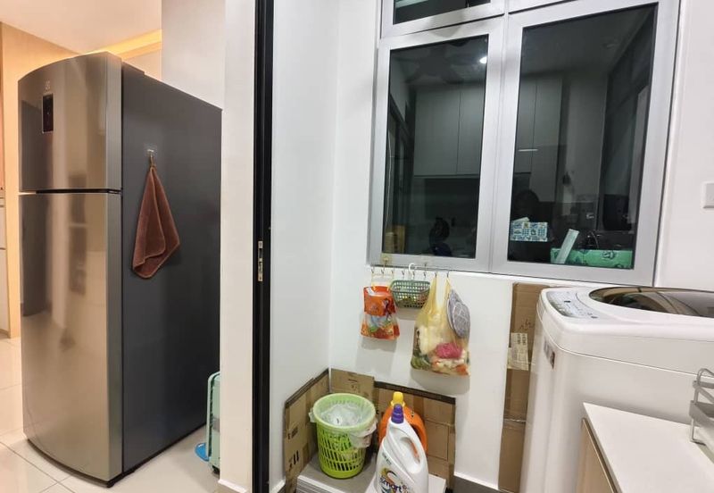 Meridin Bayvue Apartment