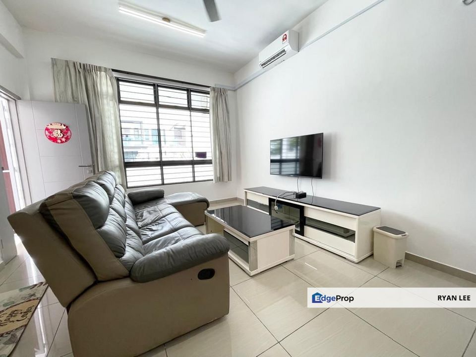 Bestari Indah , Lily 4 , Ulu tiram, Johor, Johor Bahru