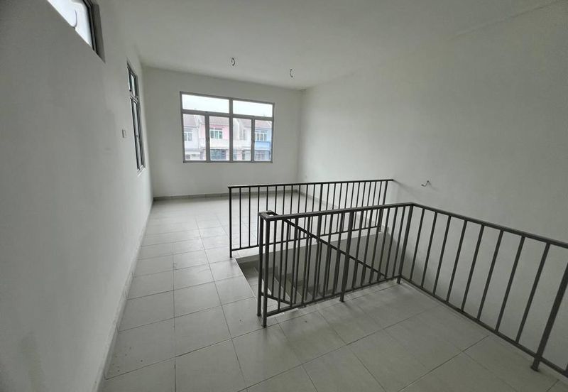 Clover @ Taman Pulai Mutiara 2