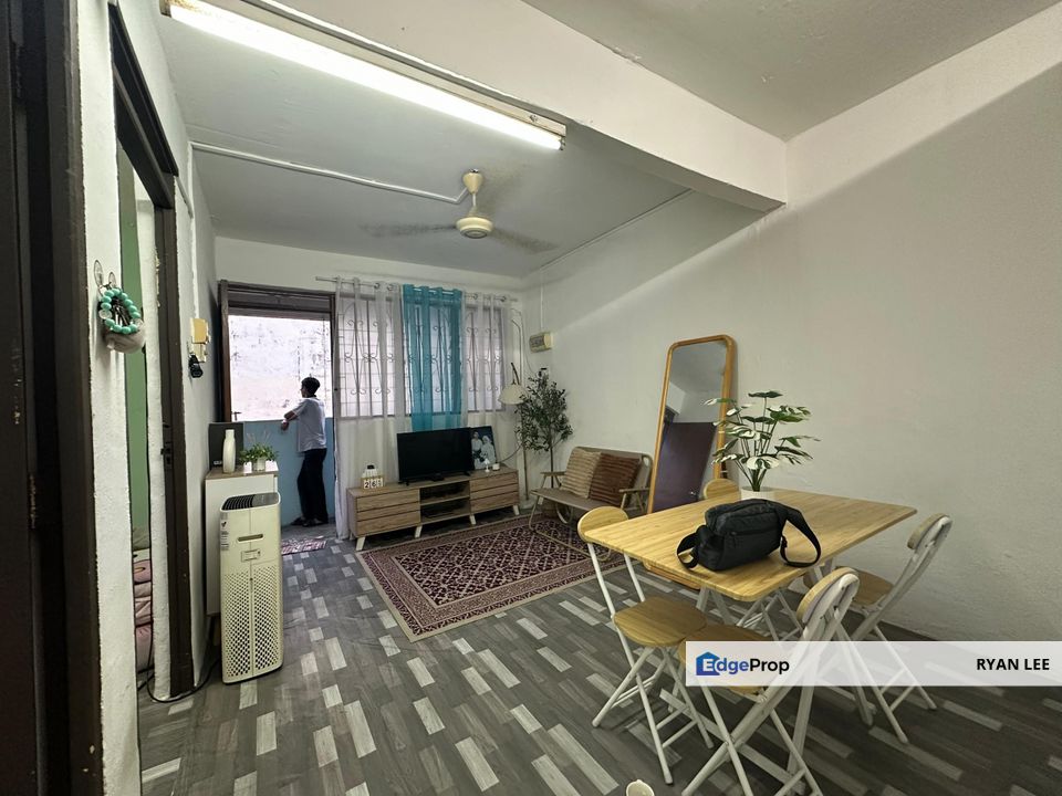 Taman Ungku Tun Aminah, Johor, Johor Bahru