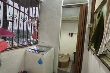 Flat Taman Ungku Tun Aminah