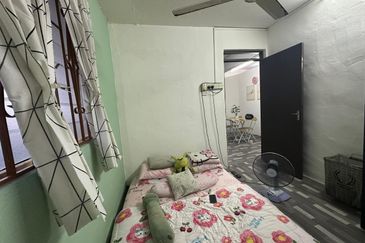 Flat Taman Ungku Tun Aminah