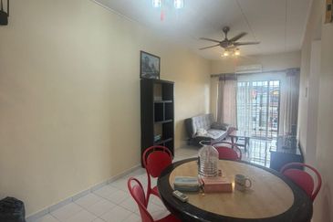 Sri Kenari Apartment