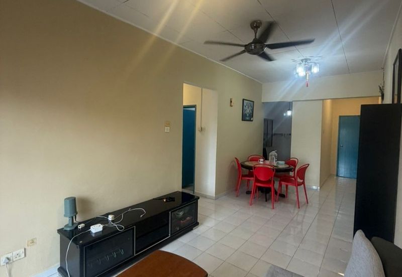 Sri Kenari Apartment