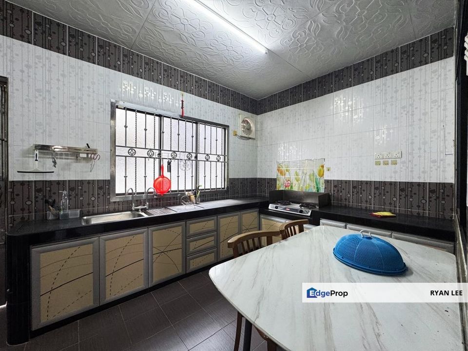 Taman Kulai Utama- Double Storey ( Renovation unit ), Johor, Kulai