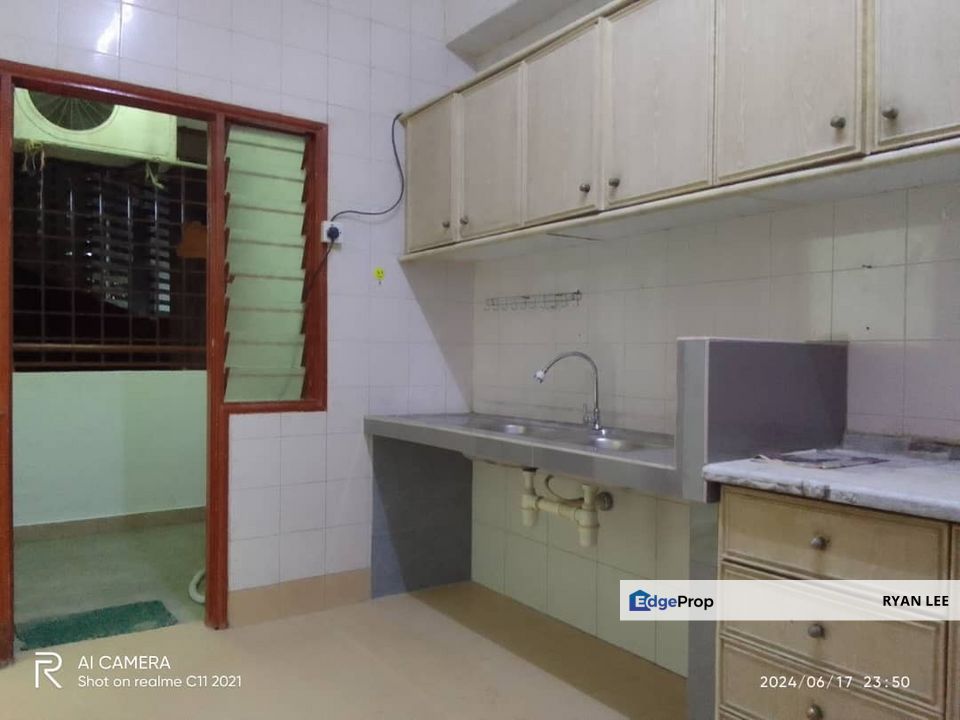 Pelita Indah Condominium (nearby Sky 88 / New York Hotel), Johor, Johor Bahru