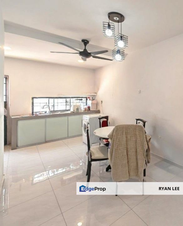 Taman Nusa Indah - Double Storeys Terrace ENDLOT (without Land), Johor, 