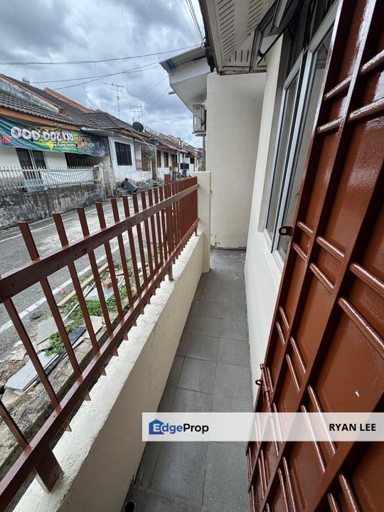 Taman Senai Utama - Single Storey Terrace (Move in Ready), Johor, Senai