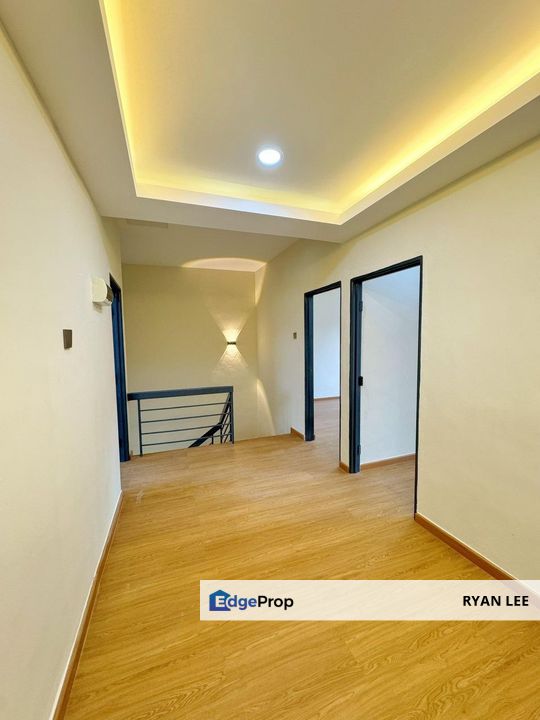 Taman Megah Ria - Large Double Storey Terrace House, Johor, Masai