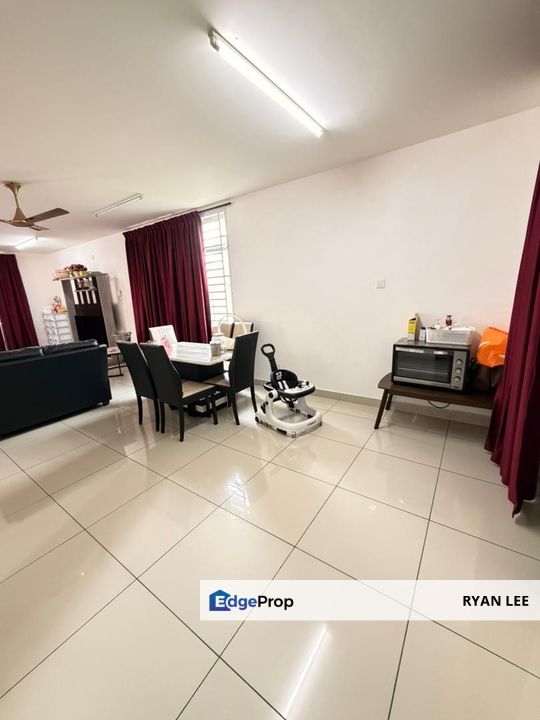 Bandar Baru Uda - Double Storeys Terrace Endlot with 8ft land, Johor, Johor Bahru