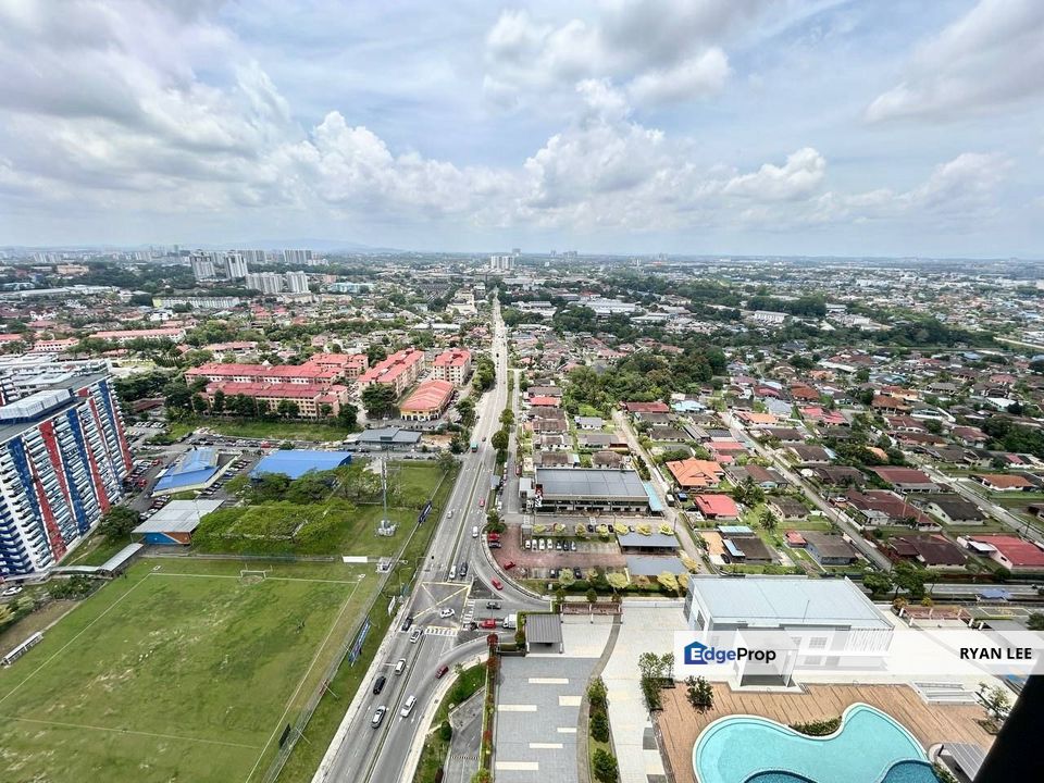 SkS Habitat Apartment | City view & Pool view, Johor, Johor Bahru