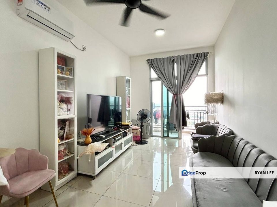 SkS Habitat Apartment | City view & Pool view, Johor, Johor Bahru