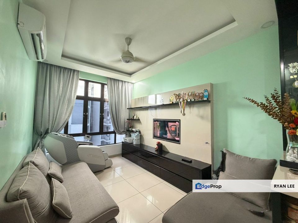 D'Summit Residences | Good Condition | easy Highway Access, Johor, Johor Bahru