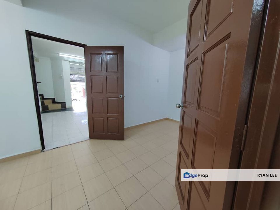 Taman Muhibbah - Kulai | Double Storeys Terrace House | AEON Mall Kulai (approx. 8 minutes), Johor, Kulai