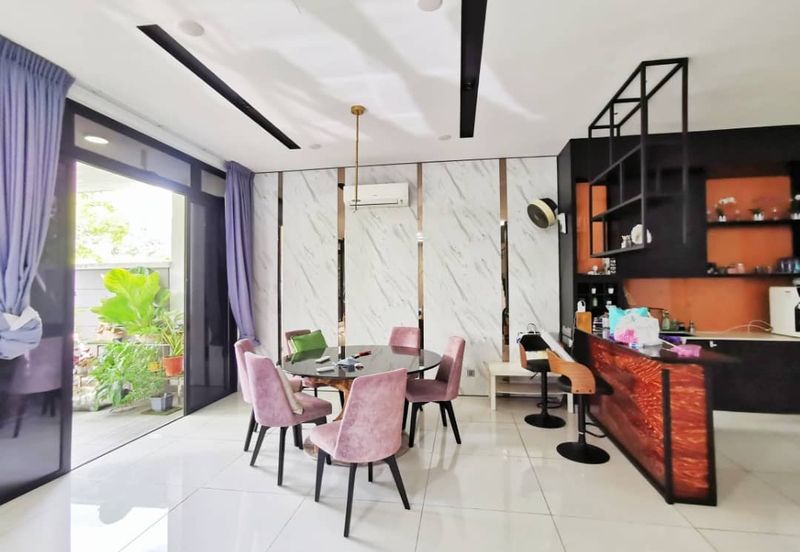 Horizon Hills 3 Storey Semi D For Sale