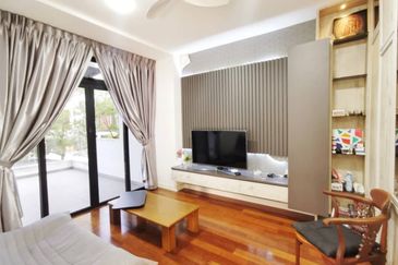 Horizon Hills 3 Storey Semi D For Sale