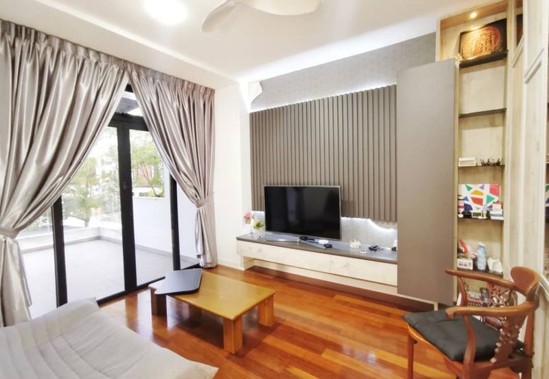 Horizon Hills 3 Storey Semi D For Sale