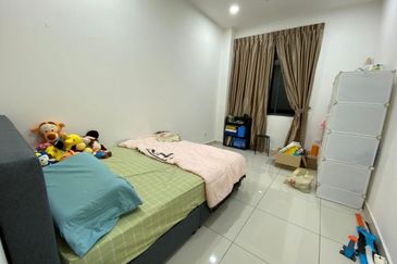 Horizon Hills Valley West Endlot House For Sale