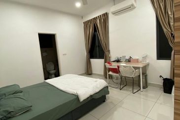 Horizon Hills Valley West Endlot House For Sale