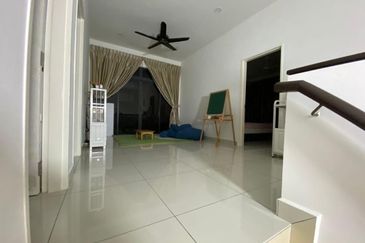 Horizon Hills Valley West Endlot House For Sale