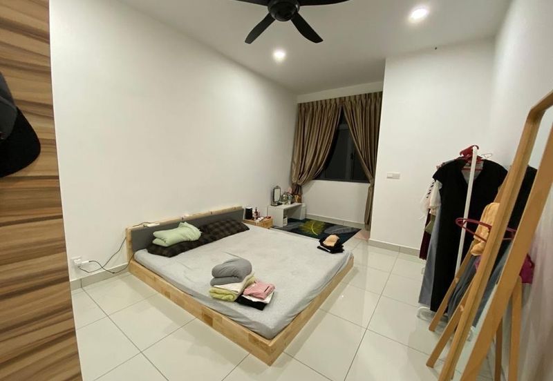 Horizon Hills Valley West Endlot House For Sale