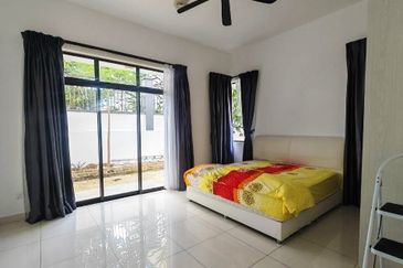 Horizon Hills Golf West Linked Bungalow For Sale