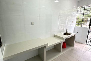 Horizon Hills Canal Garden House For Sale