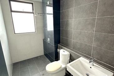 Horizon Hills Canal Garden House For Sale