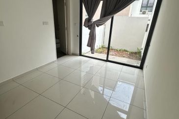 Horizon Hills Valley West House For Sale