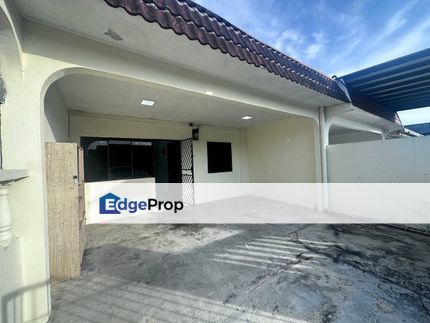 Taman Universiti Low Cost House For Sale, Johor, Skudai