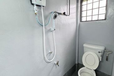 Pangsapuri Merak Kangkar Pulai