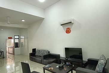 Horizon Hills Canal Garden House For Sale