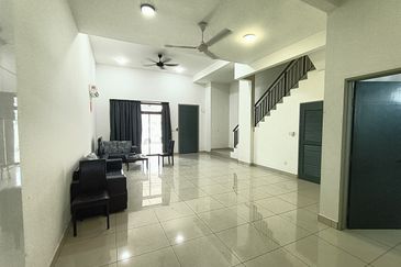 Horizon Hills Canal Garden House For Sale