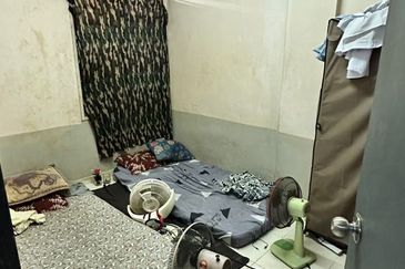 Sri Lanang Flat (Rumah Pangsa Sri Lanang)