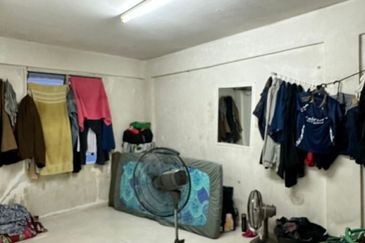 Sri Lanang Flat (Rumah Pangsa Sri Lanang)