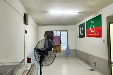 Sri Lanang Flat (Rumah Pangsa Sri Lanang)