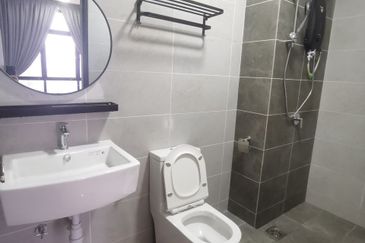 Twin Tower Residence