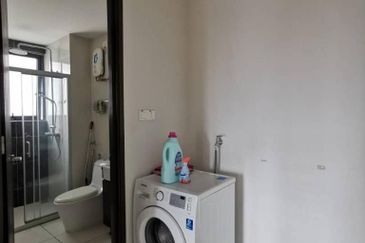 Baypoint @ Country Garden Danga Bay