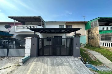 Austin Residence @Taman Mount Austin