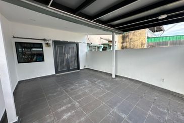 Austin Residence @Taman Mount Austin