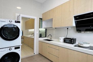 Horizon Hills Woodland House For Sale