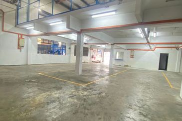 Gelang Patah Semi-D Corner Factory For Rent