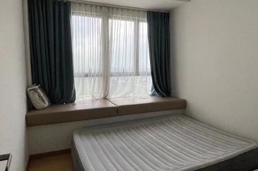 Baypoint @ Country Garden Danga Bay