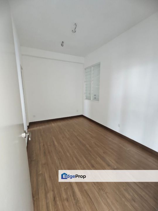 Pinnacle Sri Petaling Bare unit for Sale:, Kuala Lumpur, Bandar Baru Sri Petaling